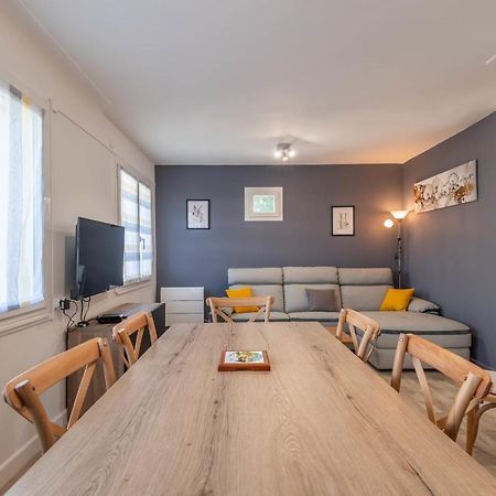 Ideally Located Furnished Townhouse With 3 Bedrooms Parking & Garden 阿讷西 外观 照片