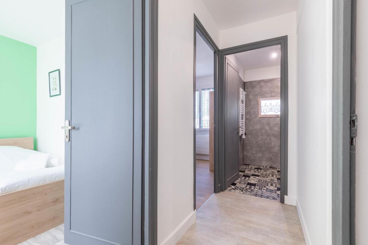 Ideally Located Furnished Townhouse With 3 Bedrooms Parking & Garden 阿讷西 外观 照片