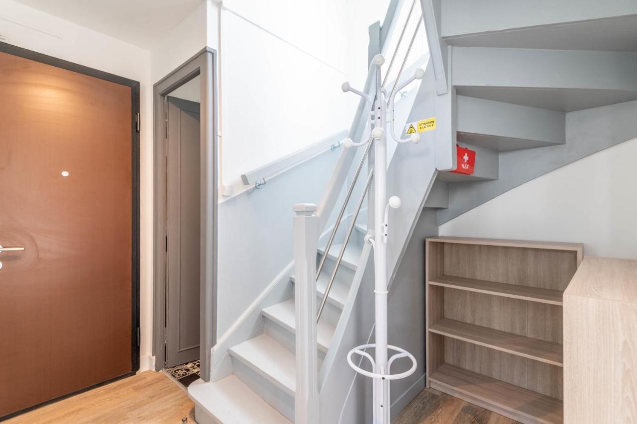 Ideally Located Furnished Townhouse With 3 Bedrooms Parking & Garden 阿讷西 外观 照片